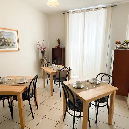 Bed & Breakfast Lodging In Rome